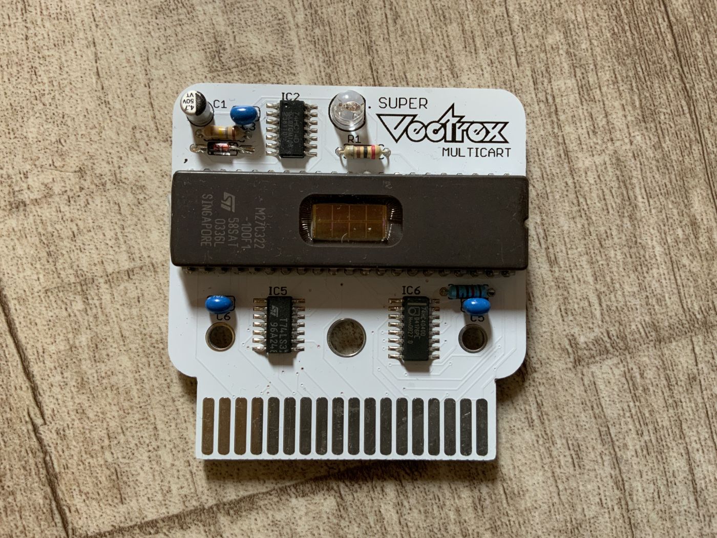 Super Vectrex Multicart