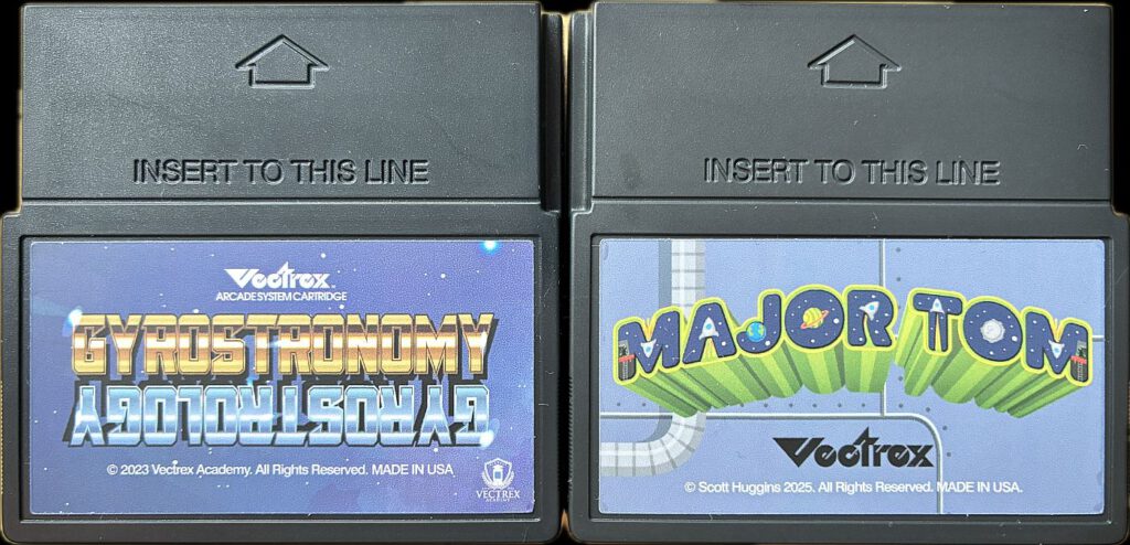 Vectrex Cartridge Gyrostronomy (2025) und Major Tom (2025)