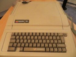 Apple IIe Apple IIe