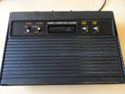 Atari VCS 2600 Atari VCS 2600